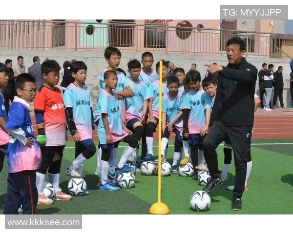 瓦房店足球明星崛起之路探秘与未来发展展望